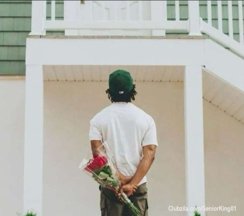 NEW FIVE (5) GUIDANCE UNAPOINGIA KWENYE PENZI JIPYA

Thread 🧵
1. Punguza matarajio makubwa.

Usipokutana na expectations zako kwa huyo mpenzi utakuwa Disappointed .Na si kwamba hakufai tatizo ni Disappointment unapoyakosa matarajio yako kwake.   Kama ni mtoaji hela utapewa Kama ana mauno feni utayakuta.

2. Don't commit yourself kwa Mpenzi

Kuwa loyal but don't commit to him/her early, Mapenzi hufa, uhusiano huvunjika utakuja kulia mpaka makamasi
Epuka kujibidiisha uonekane unafaa, ishi simple with strategies, penzi likimwagika na wewe unayeyuka, kwaheri.

3. Usijipe cheo cha El shadai au Messiah

Penzi jipya umeshachangia hela za ujenzi, Kodi ya nyumba unalipa, matatizo ya familia yao umeyabeba, unajiona John Cena🏋️‍♂️ Wa mapenzi .Mapenzi will humble you, Usifanye yasiyokuhusu, you'll cry badly😰

4. Study you spouse Don't tolerate.

Mjue vizuri na si kumvumilia, unayoyaona jipime je akiwa wako milele upo tayari?
Usijipe assignment ya kiroho et hakuna mkamilifu, nitamuombea atabadilika, utakonda, utakufa utamuacha anadunda. Nakupa pole, Pole kutoka moyoni

5. Ukitumia hisia Utakufa

Akili kwanza, acha kuchizika na mahaba, inuka na tazama ulivyo wa thamani.

Ukitumia hisia unakufa siku sio zako, hata kwenye upumbavu utapoteza muda ukiamini unavumilia. Utahisi jini maimuna kumbe upumbavu  wa hisia unakumeza 

Mwisho, Fanya chaguo sahihi.